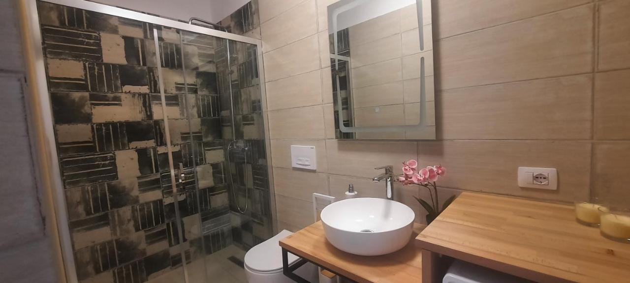 Flower Apartment Τίρανα Εξωτερικό φωτογραφία