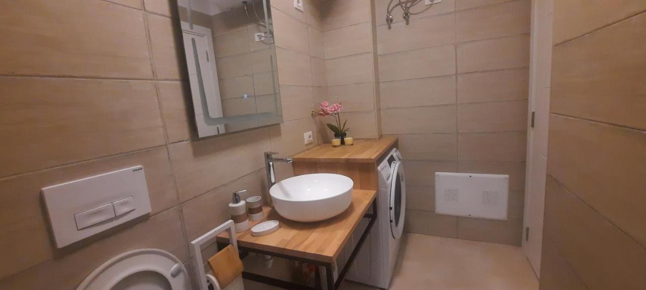 Flower Apartment Τίρανα Εξωτερικό φωτογραφία