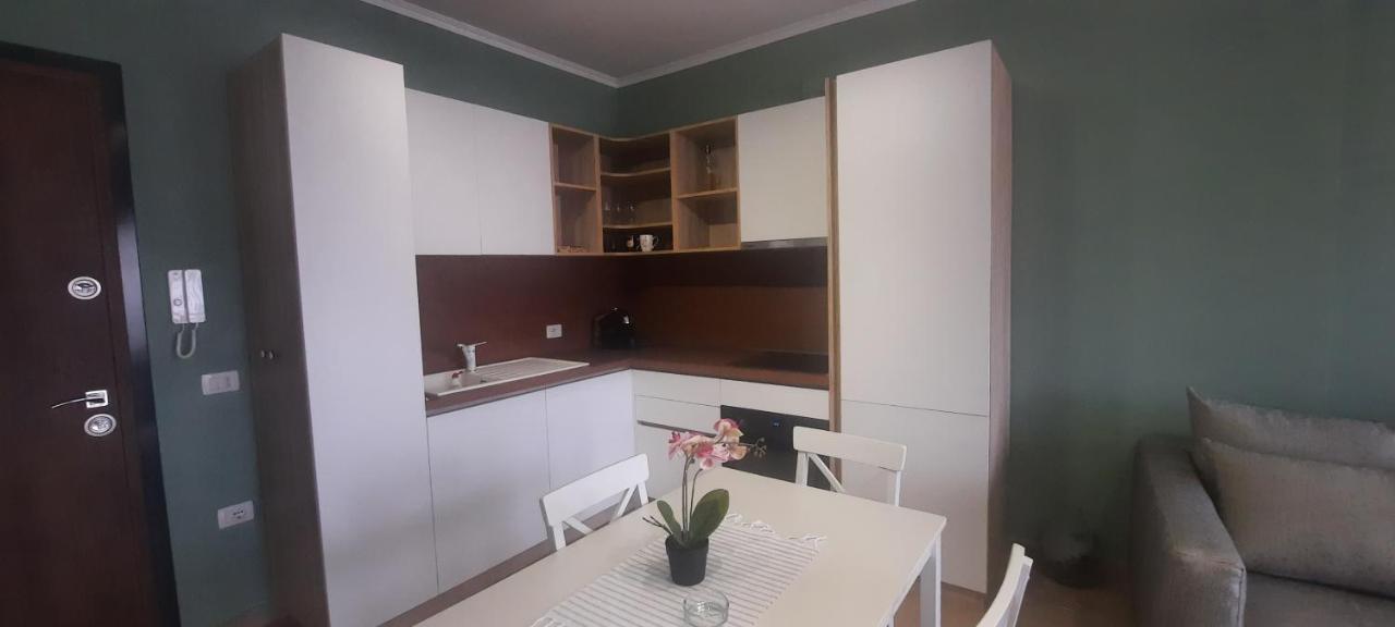 Flower Apartment Τίρανα Εξωτερικό φωτογραφία