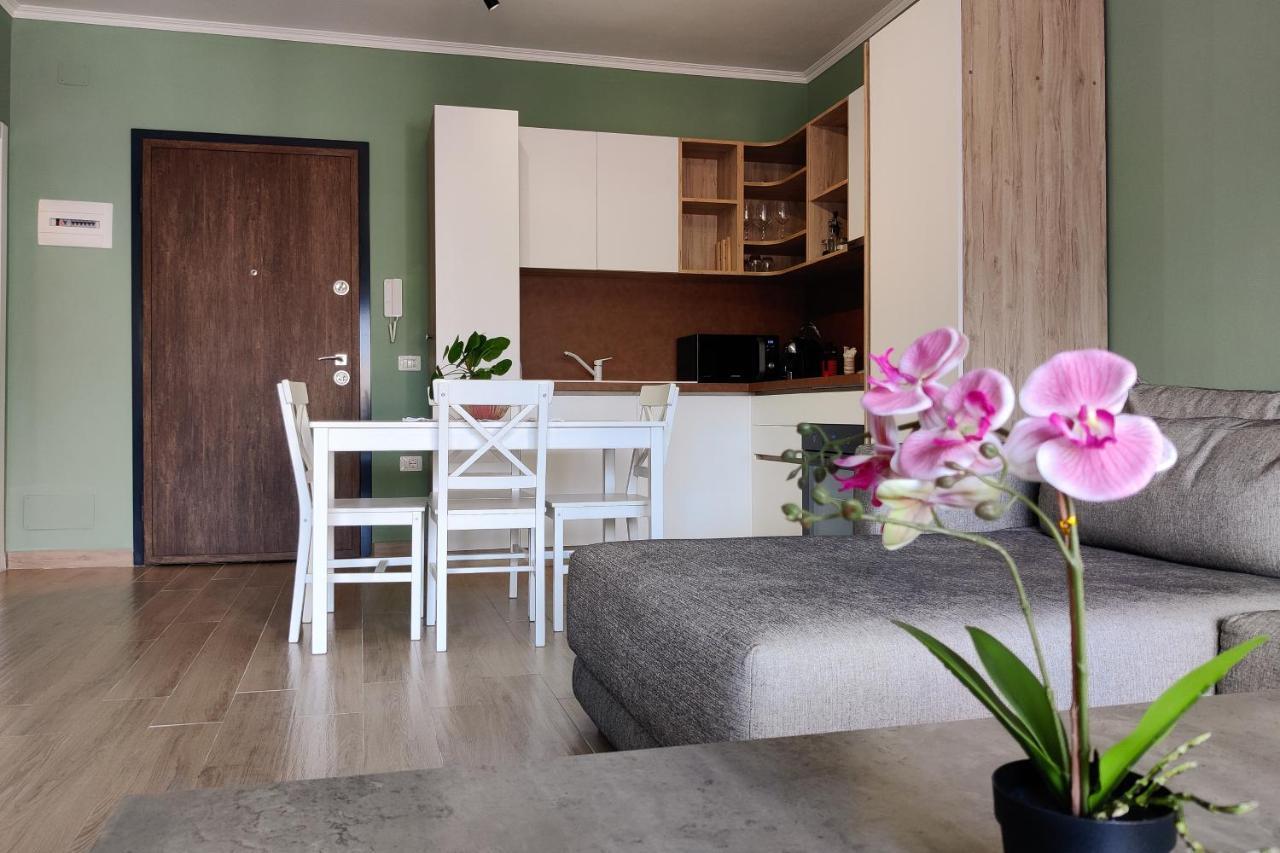 Flower Apartment Τίρανα Εξωτερικό φωτογραφία
